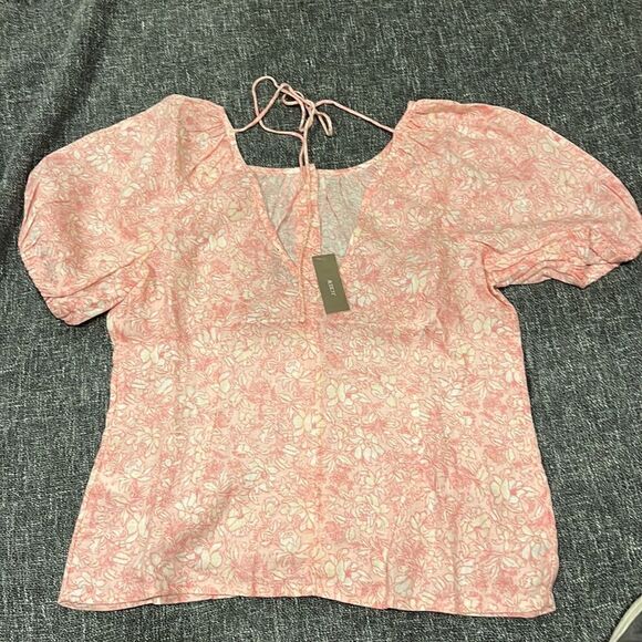 J. Crew V-back linen top in tossed floral - Picture 2 of 4